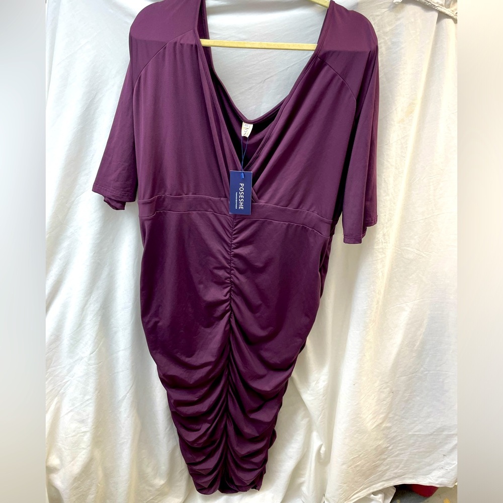 NEW!!! Poseshe Elegant purple stretchy dress with ruched detailing.  Sz 4XL